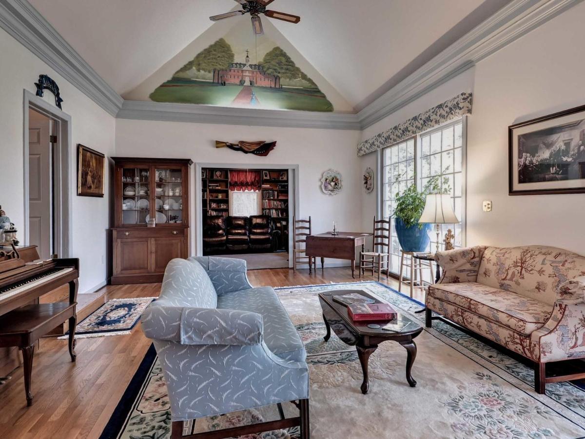 Aldrich House Bed & Breakfast ウィリアムズバーグ エクステリア 写真