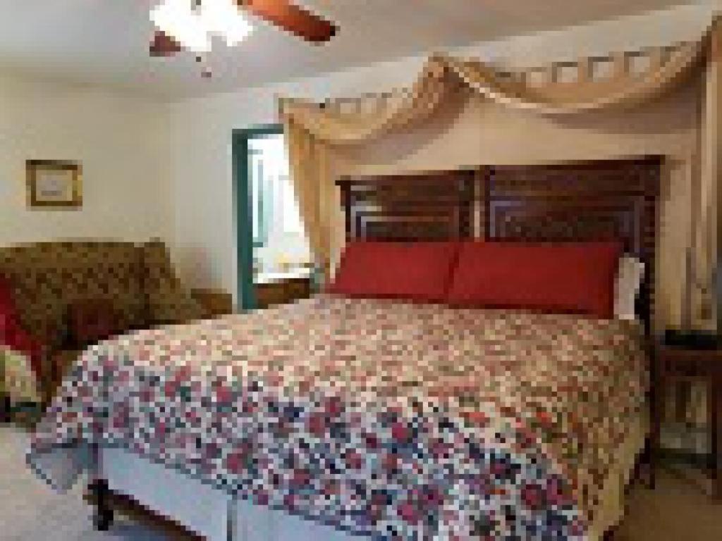 Aldrich House Bed & Breakfast ウィリアムズバーグ 部屋 写真